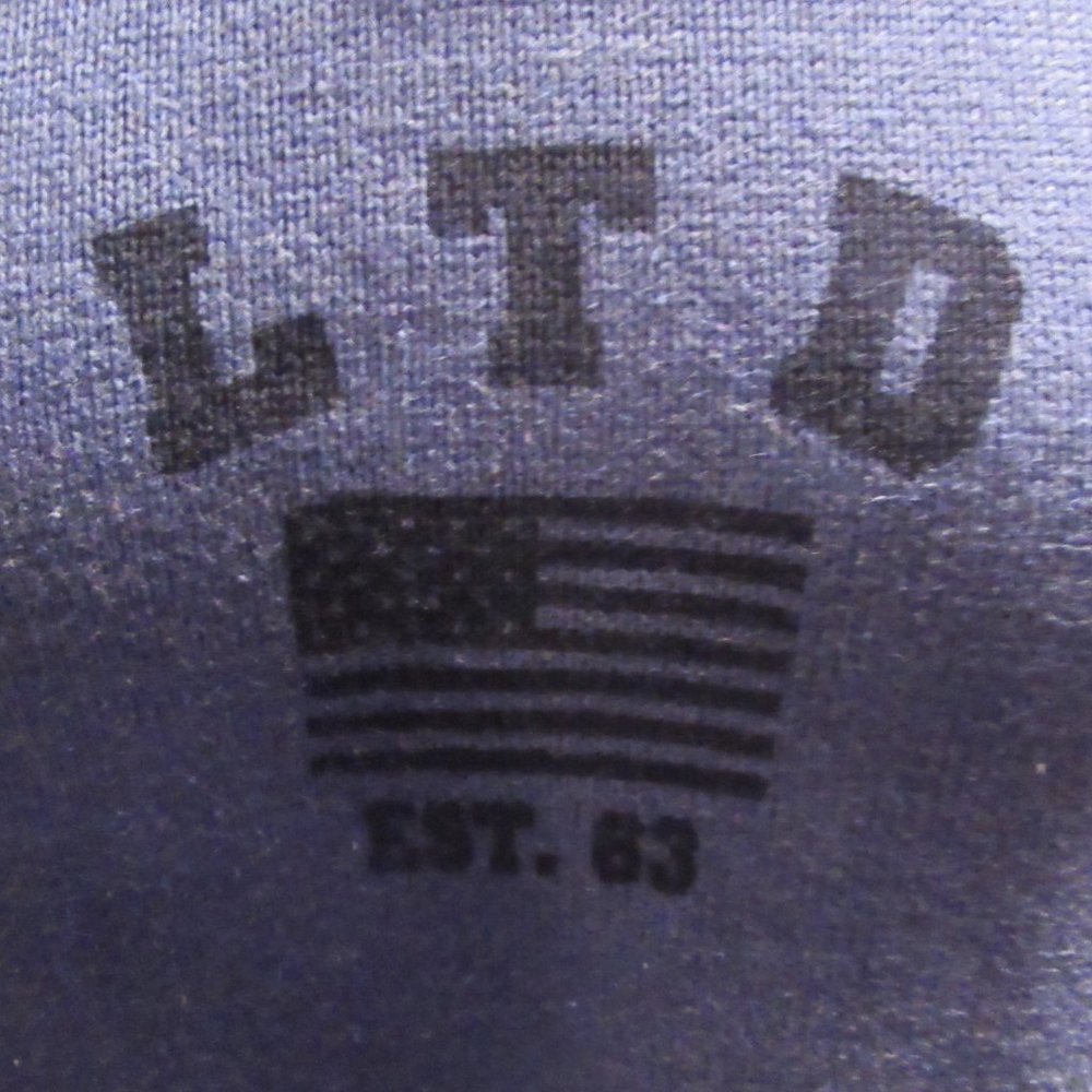The Limited Vintage Zip Collar American Flag Sweater in Denim Blue Size M